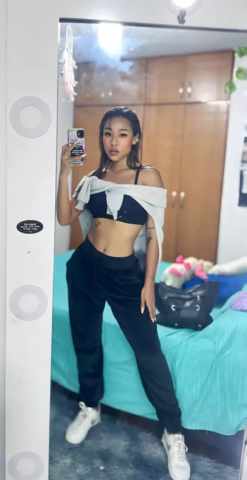 If you squeeze my boobs, I'll show my pussy...