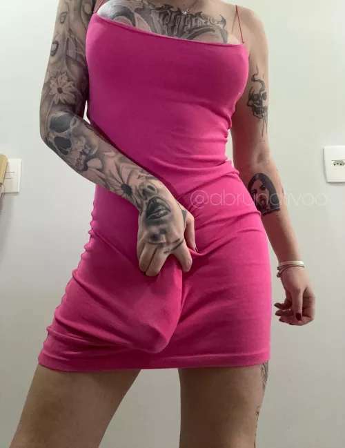 If you're a guy who prefers girldick, tell me your age