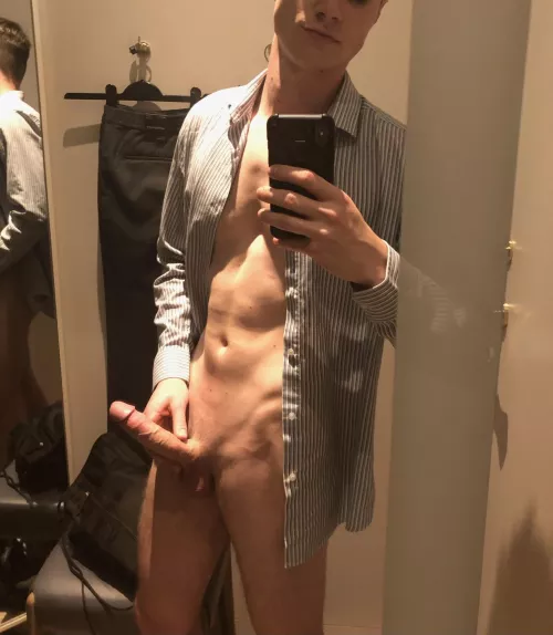 Lets get dirty in the changing room [M24]