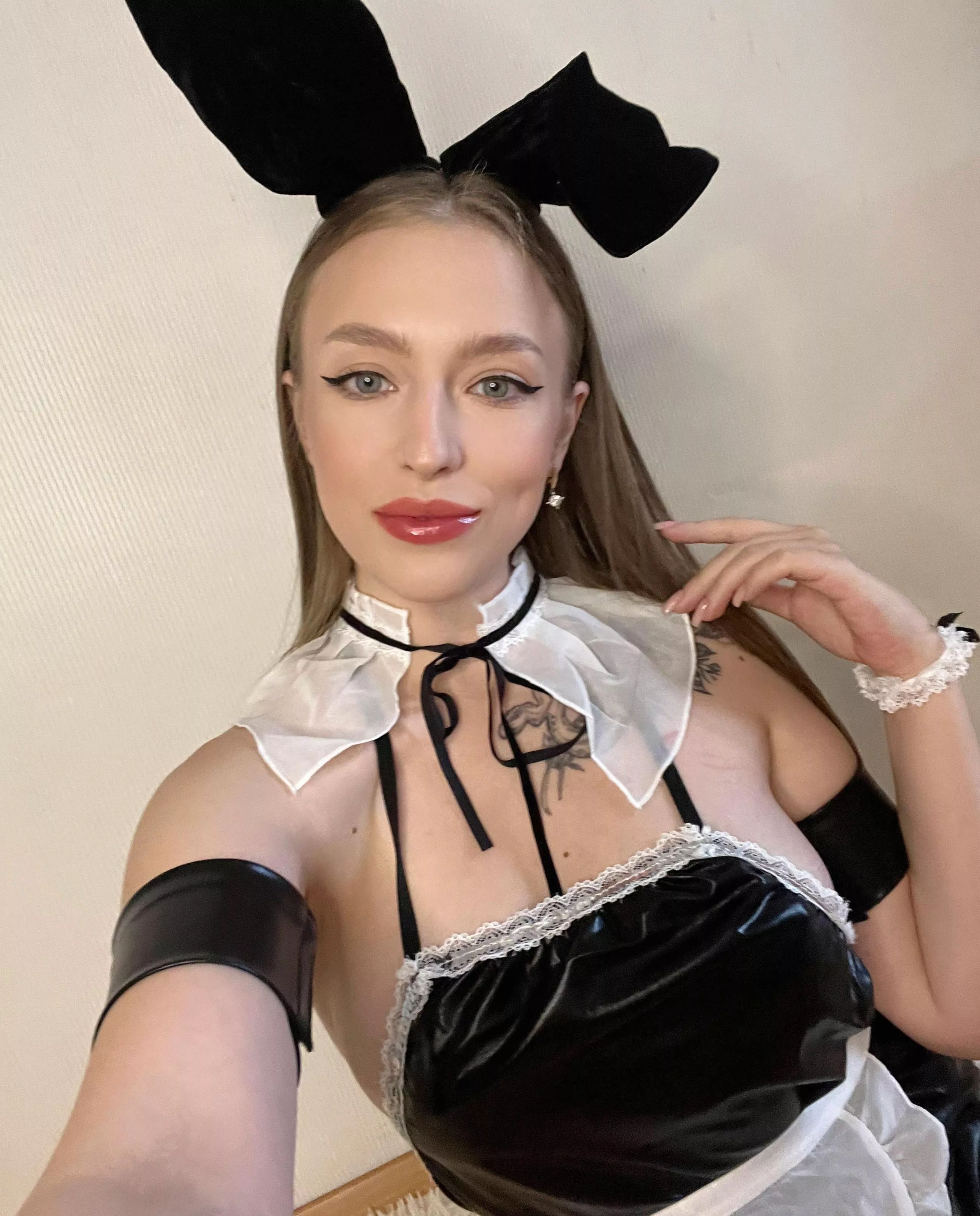 Trying on my new latex