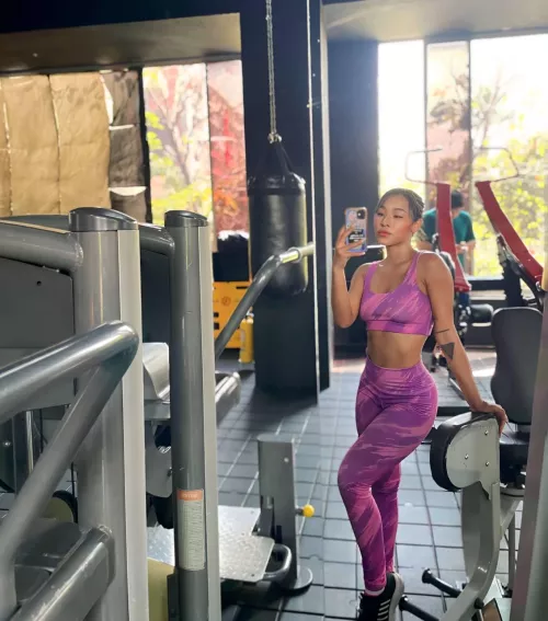 Wait until I turn around! my ass is THICC