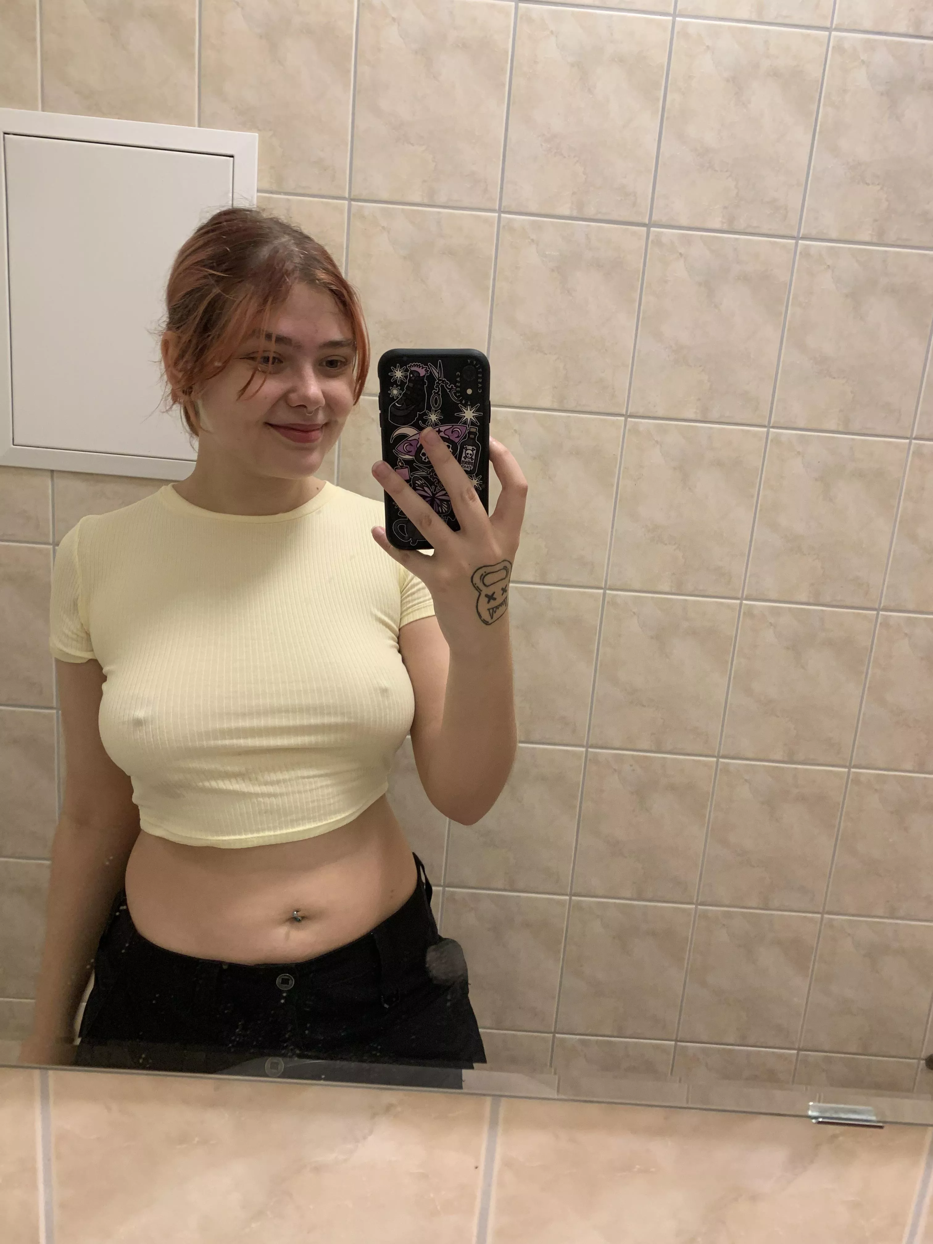 would my tits turn you on if you saw me braless irl?