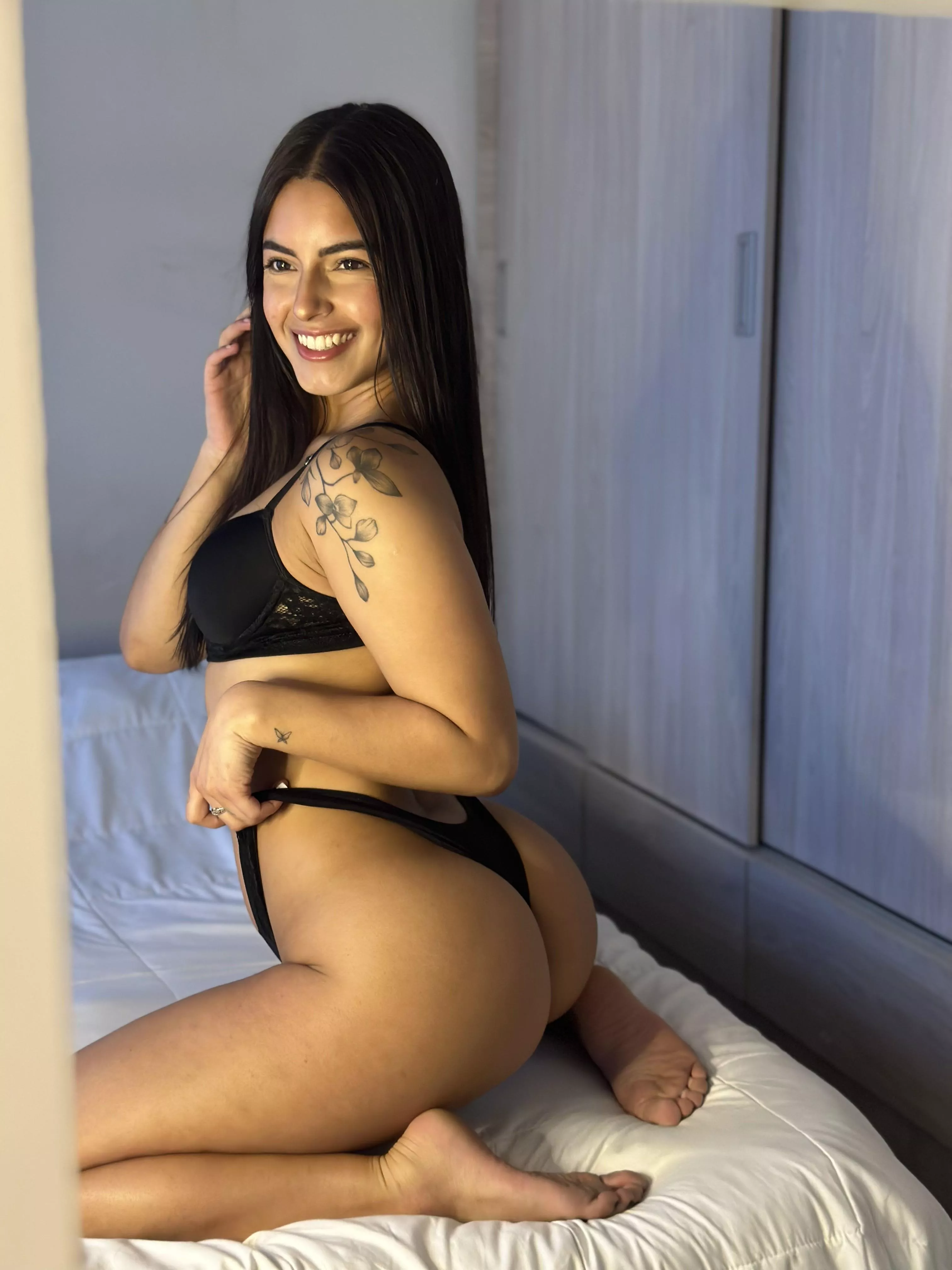 Would you rather I squat over you like this or push me onto the bed behind me?