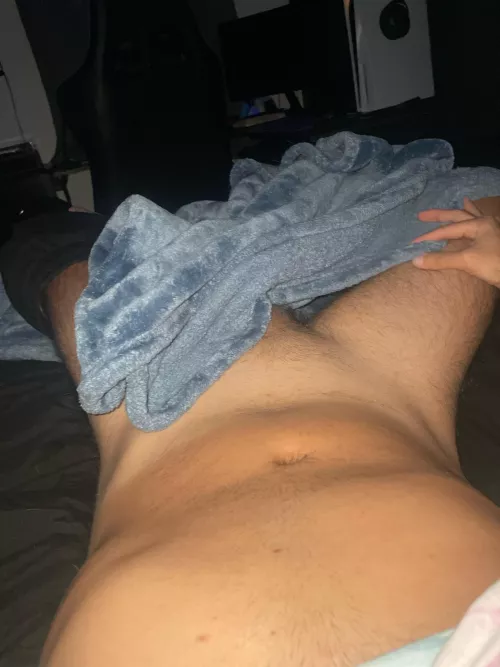 28 fl watching porn high af, tryna cum asap hmu if you fit snap: gmve1122 (Latino +)