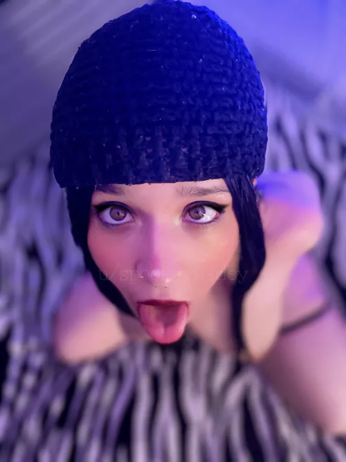 Could you possibly fill up this mouth? 🥵