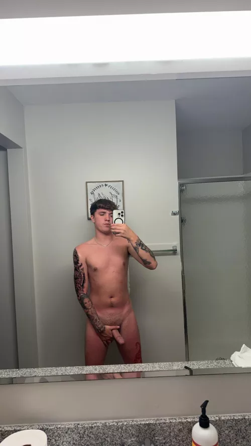 Get on your knees NOWW 😈