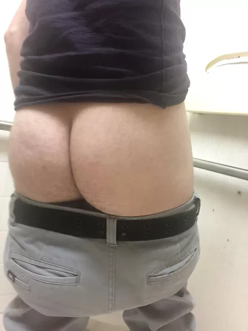 Getting naughty at work 😌