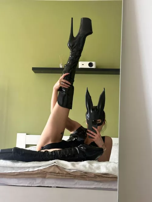 I feel like you would not stop playing with my heels...