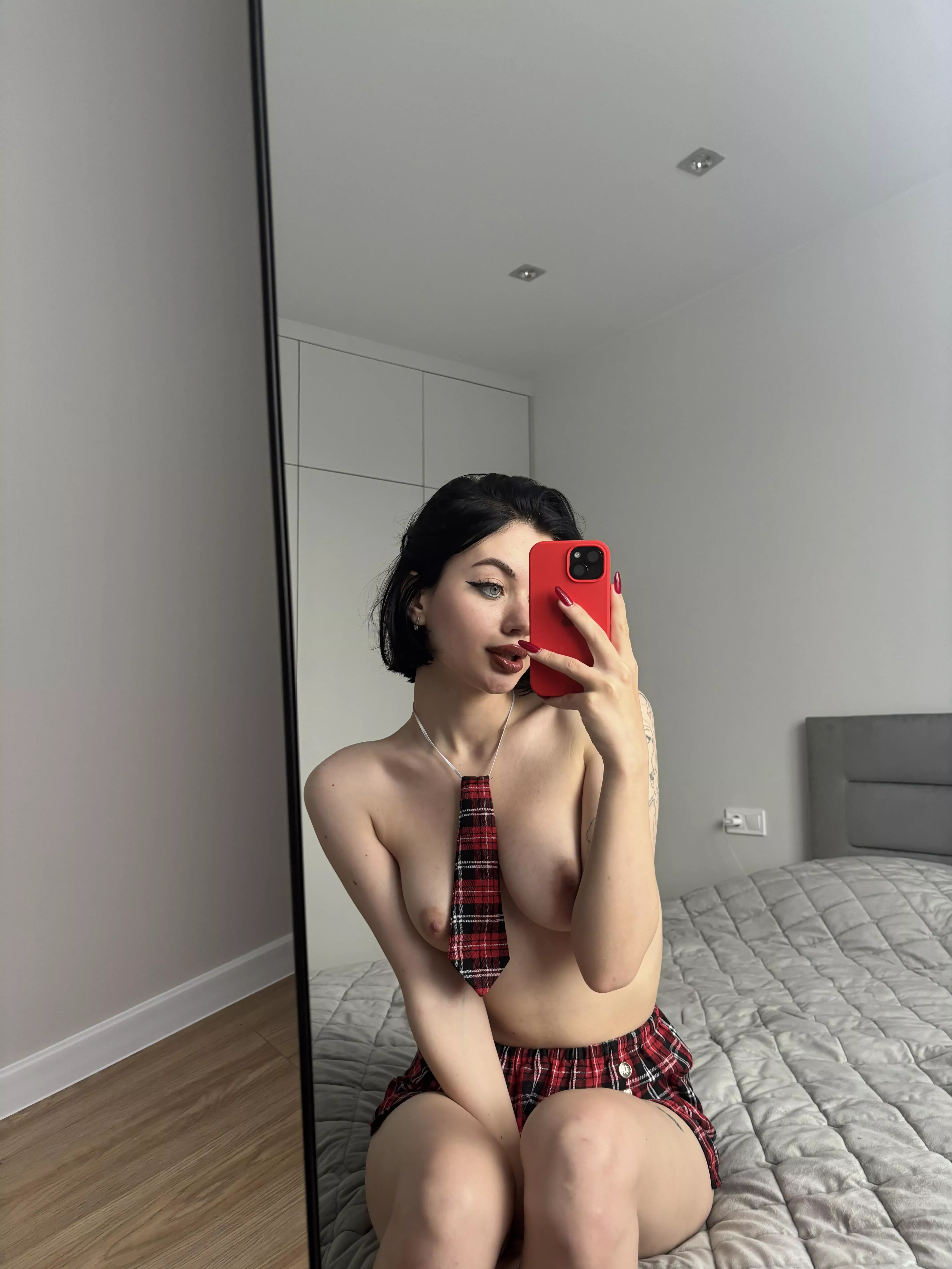 I will send pics to the first 69 comments that say “hello”