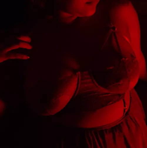 Is it that sweet? I guess so 🔥 (f)