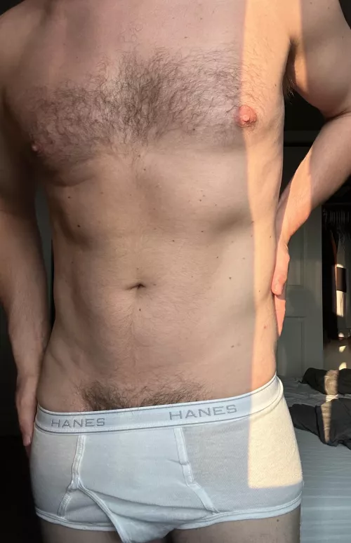 Look who we got, our Hanes on now