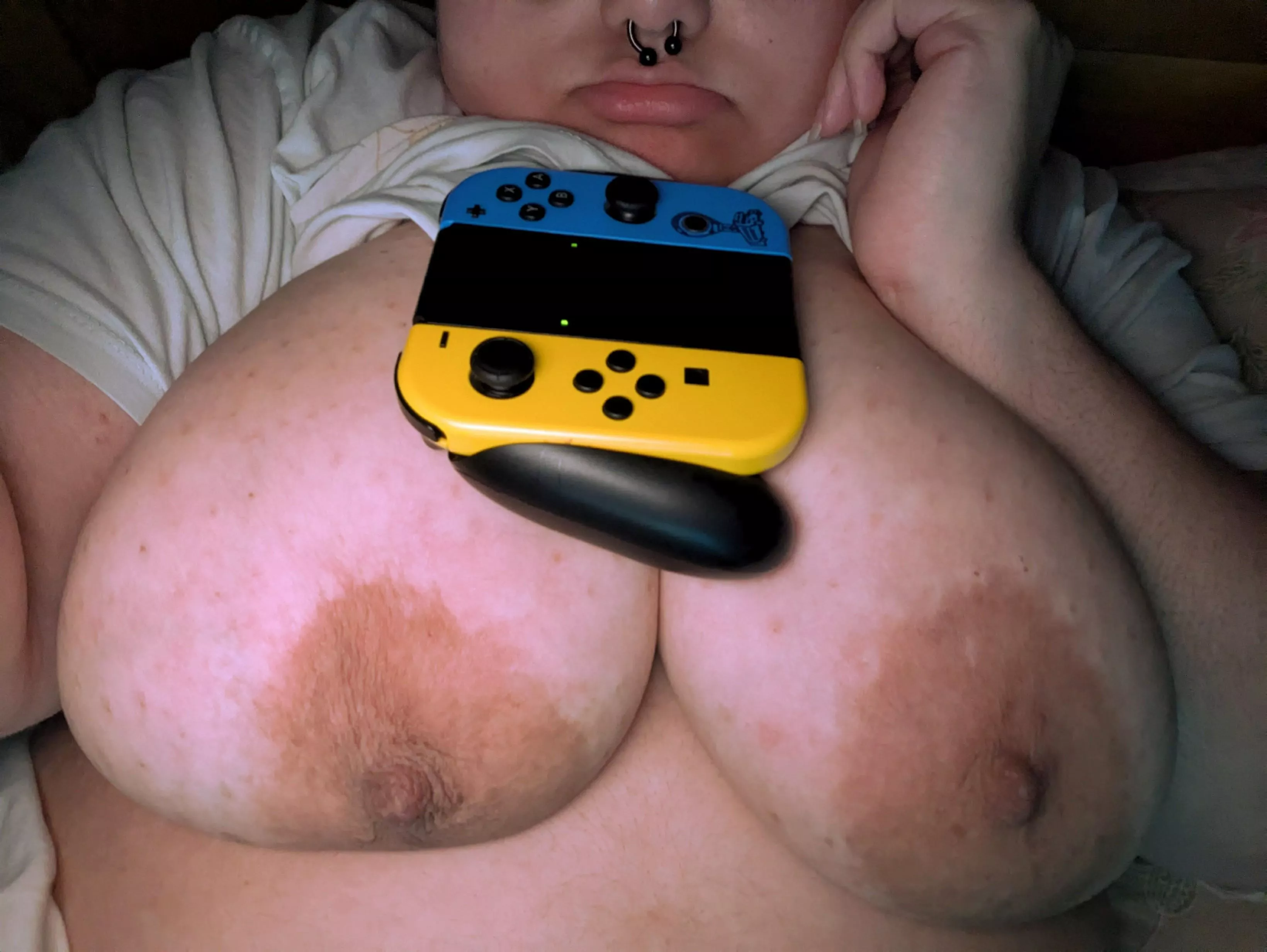 Can't sleep during thunderstorms... Come cuddle and play games 