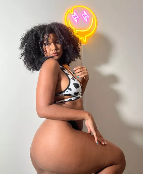 How does this picture make you feel