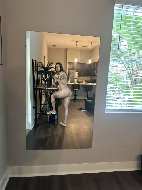 kinda bored why don't you cum over 