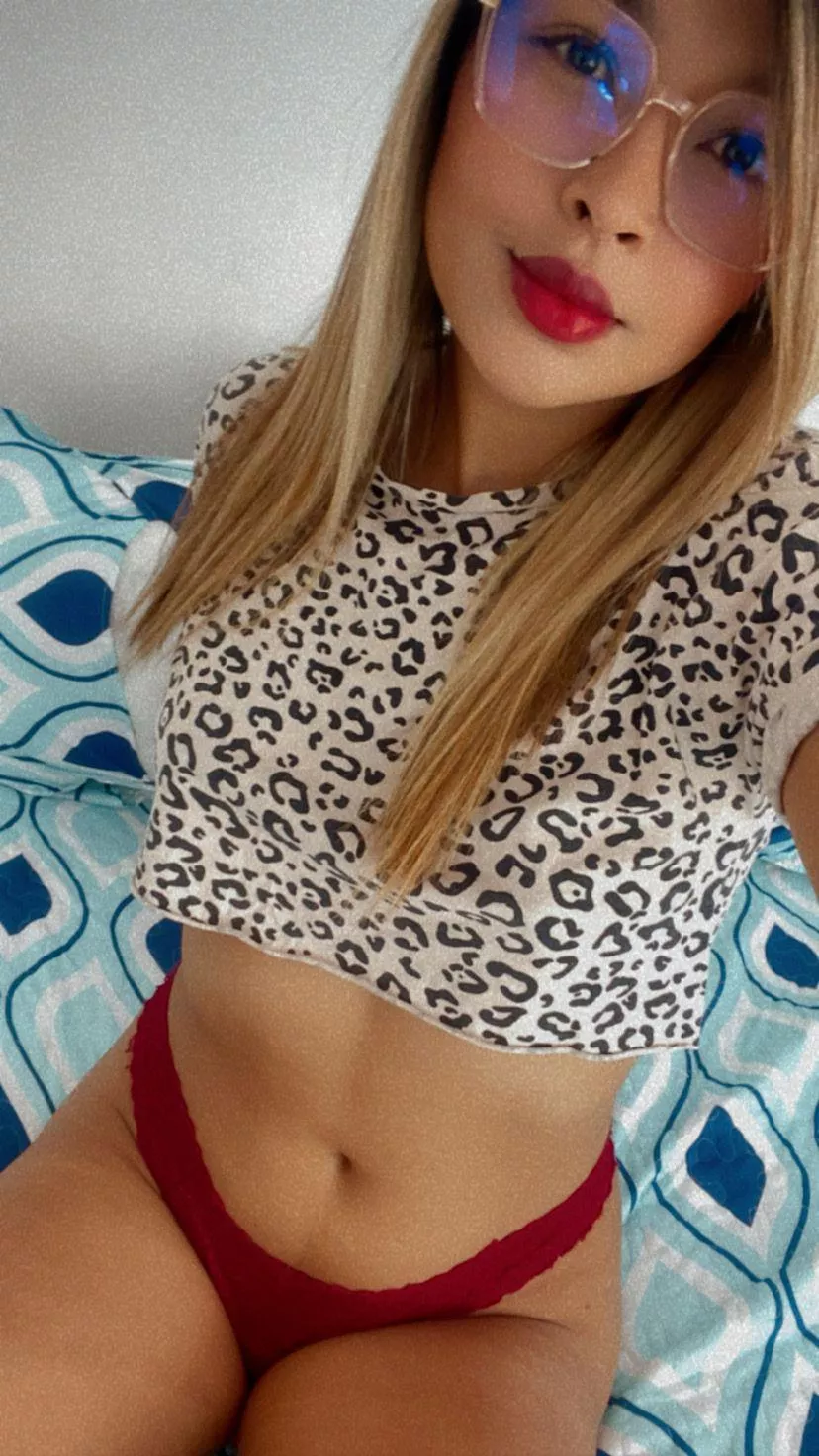 Nerdy latina ready for sexy White Jock