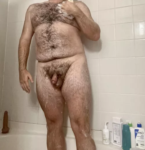 Wanna come and take a shower with me and my little friend? 😈