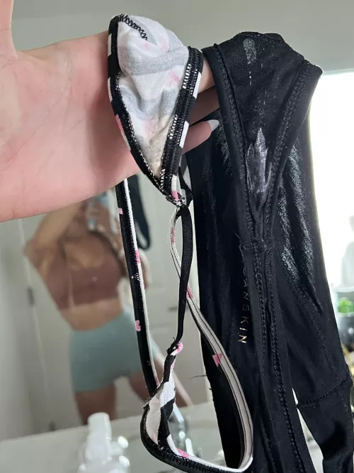 Which one are you picking first 🥥💦