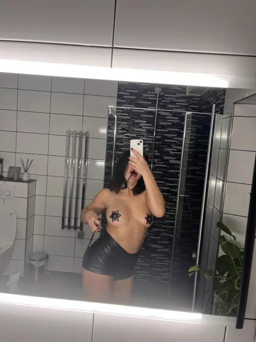 A present to hide from your wife 😘