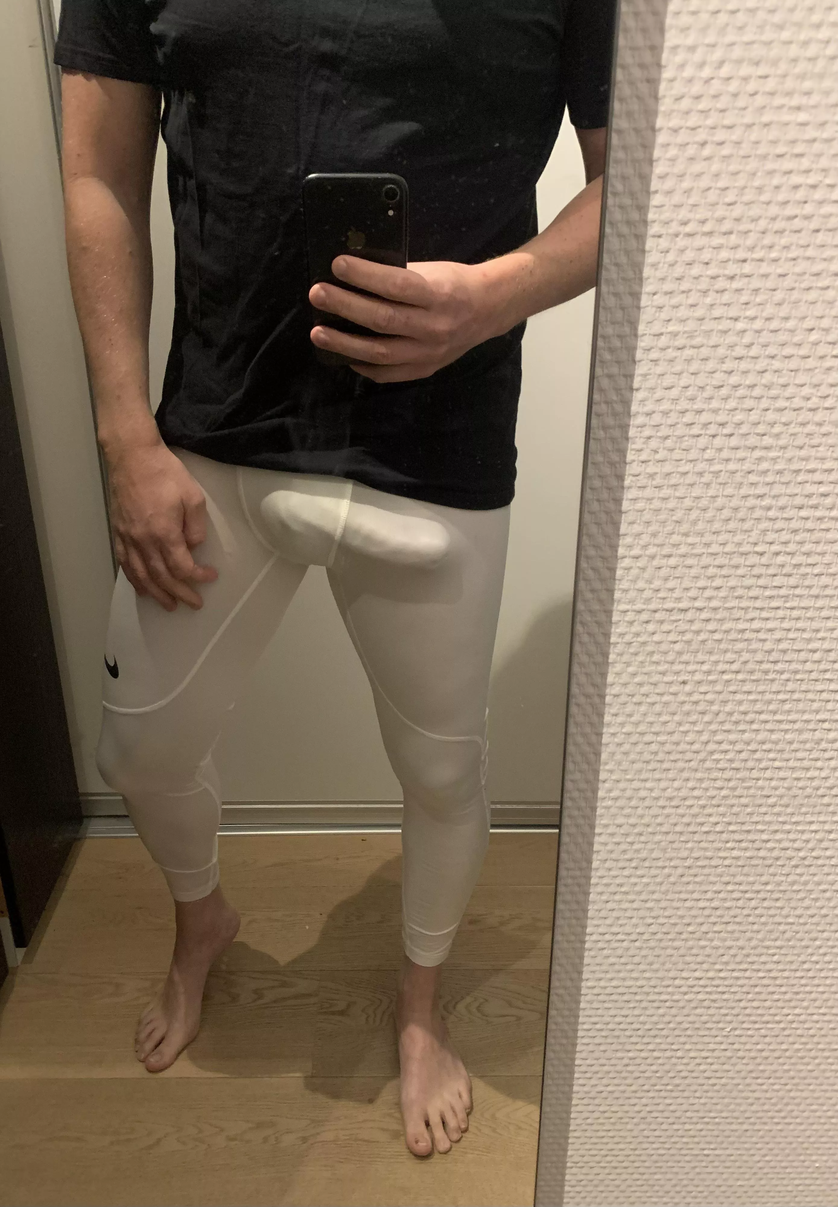 Bulging a bit today☺️