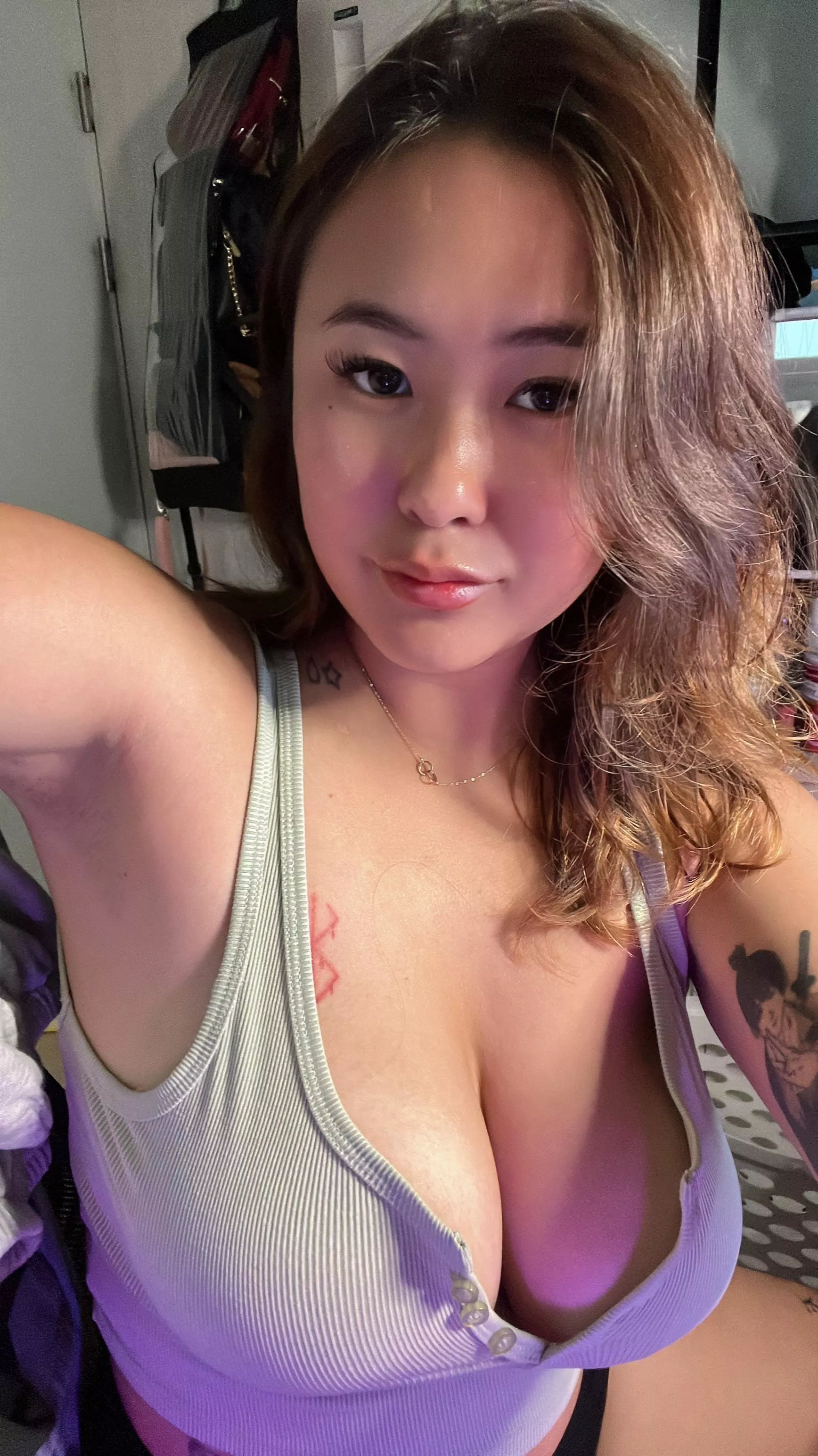 Hopefully you like korean girls with big tits <3 