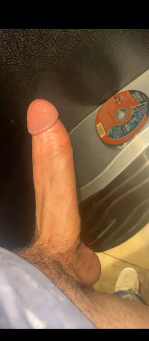 It got risky in the Home Depot bathroom 😅