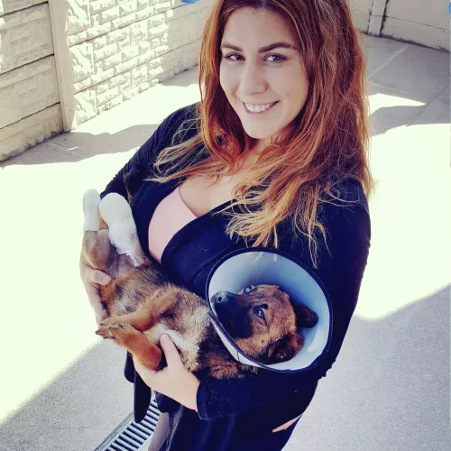 London Andrews. If you follow her on FB or IG, she and her husband do amazing things for the rescue animals on their sanctuary. 