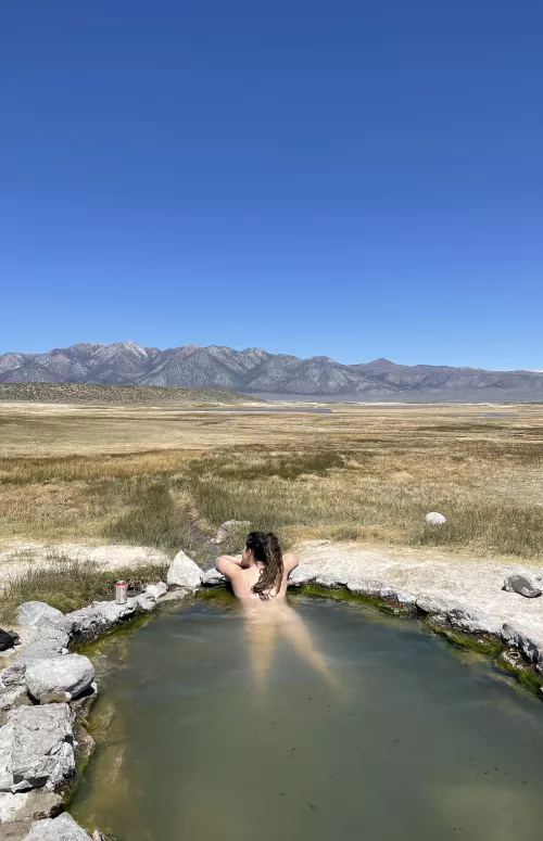 Naked Hotsprings page