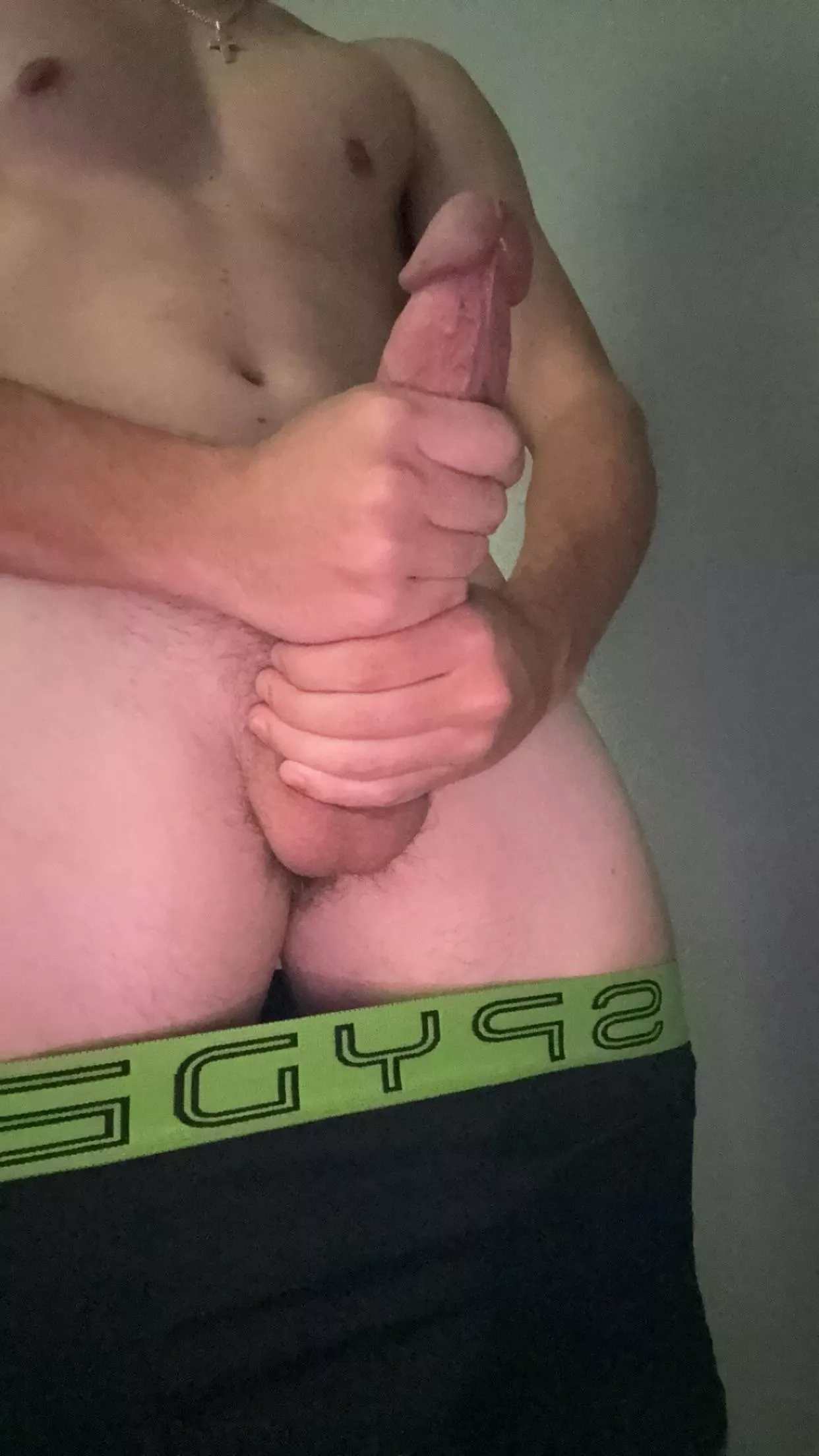 One or Two hands?? 😏