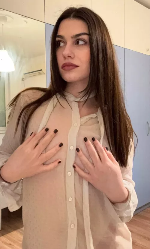 umm, today i had classes. can you guess what i study by looking at my body?