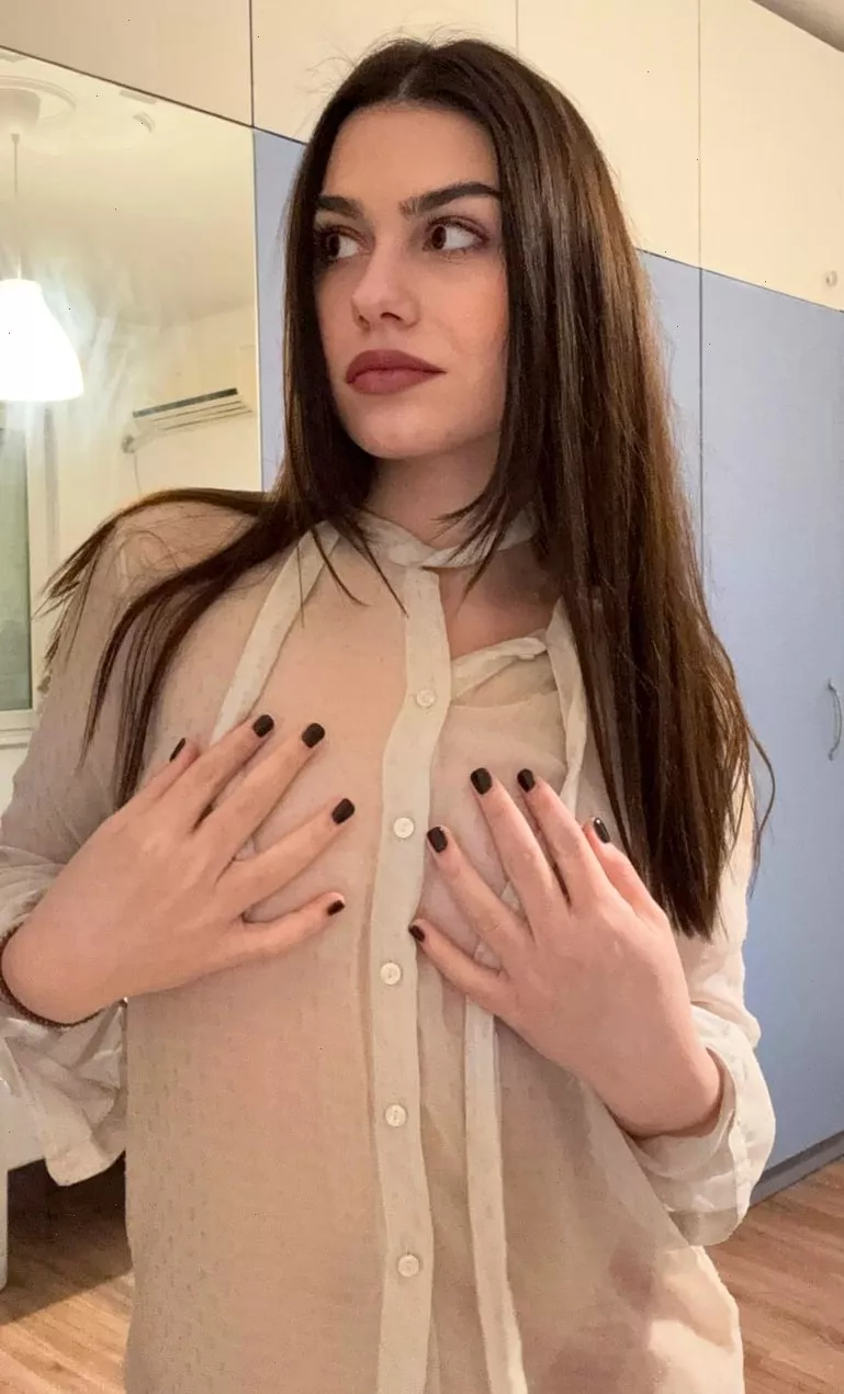 umm, today i had classes. can you guess what i study by looking at my body?