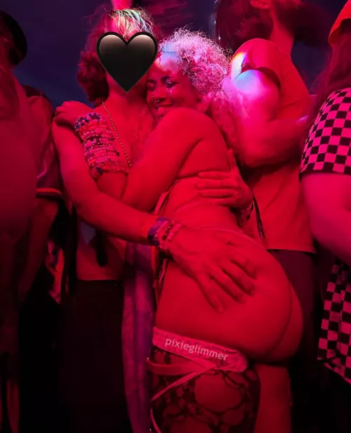 Where are the (b)ass lovers? 😈