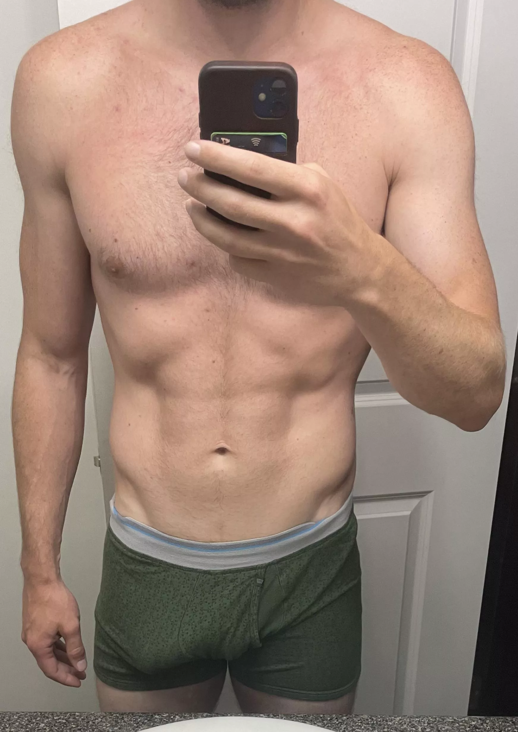 [36] Cheating wife asleep, DMs open