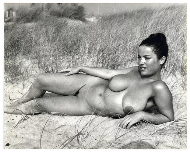 Dunes nude