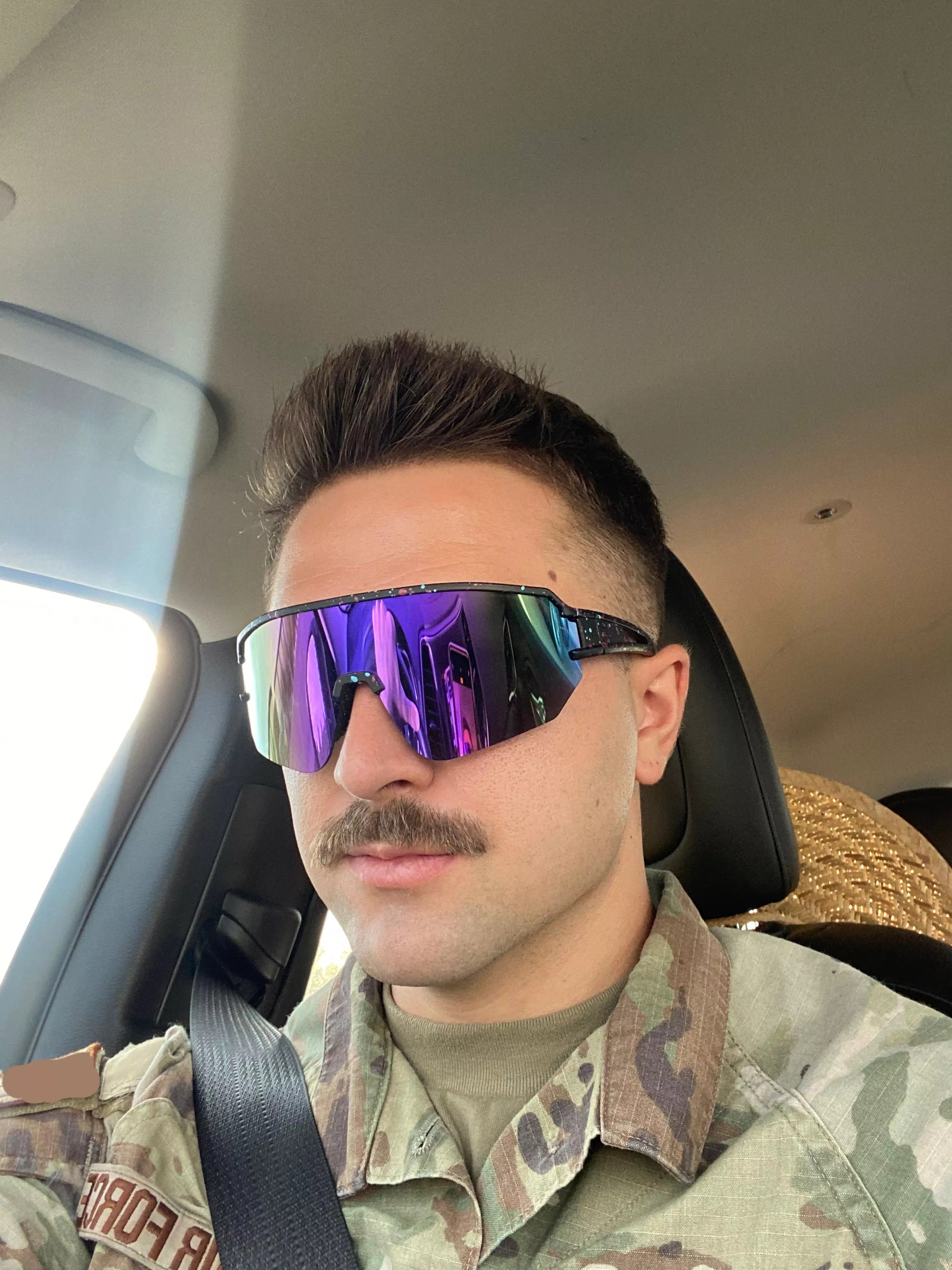 how’s my haircut [25]