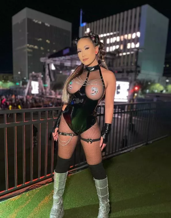 I love PVV and Latex