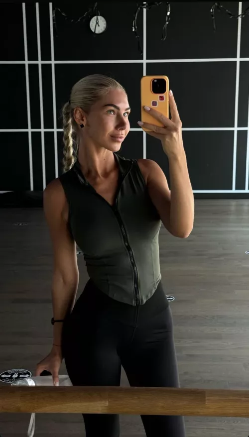 Keeping in shape 💐 