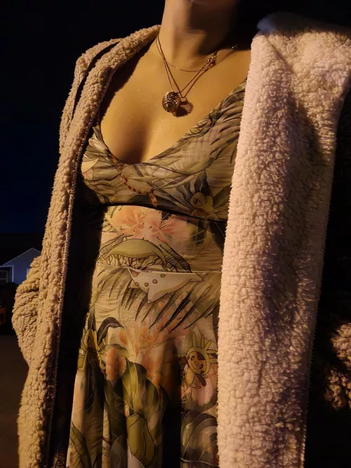 Loved the way the light looked on me outside the bar last night. 