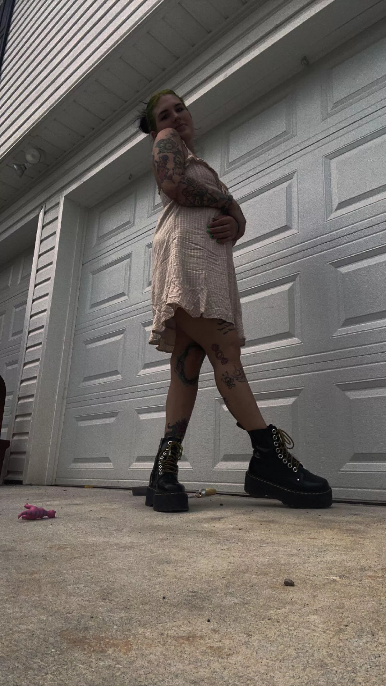 Now I just need somebody to kiss them 