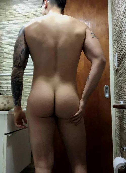What's the most outrageous lie you'd tell to get a glimpse of this ass in person?