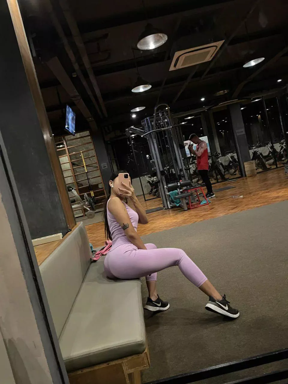 Wonder if someone will approach me at the gym today