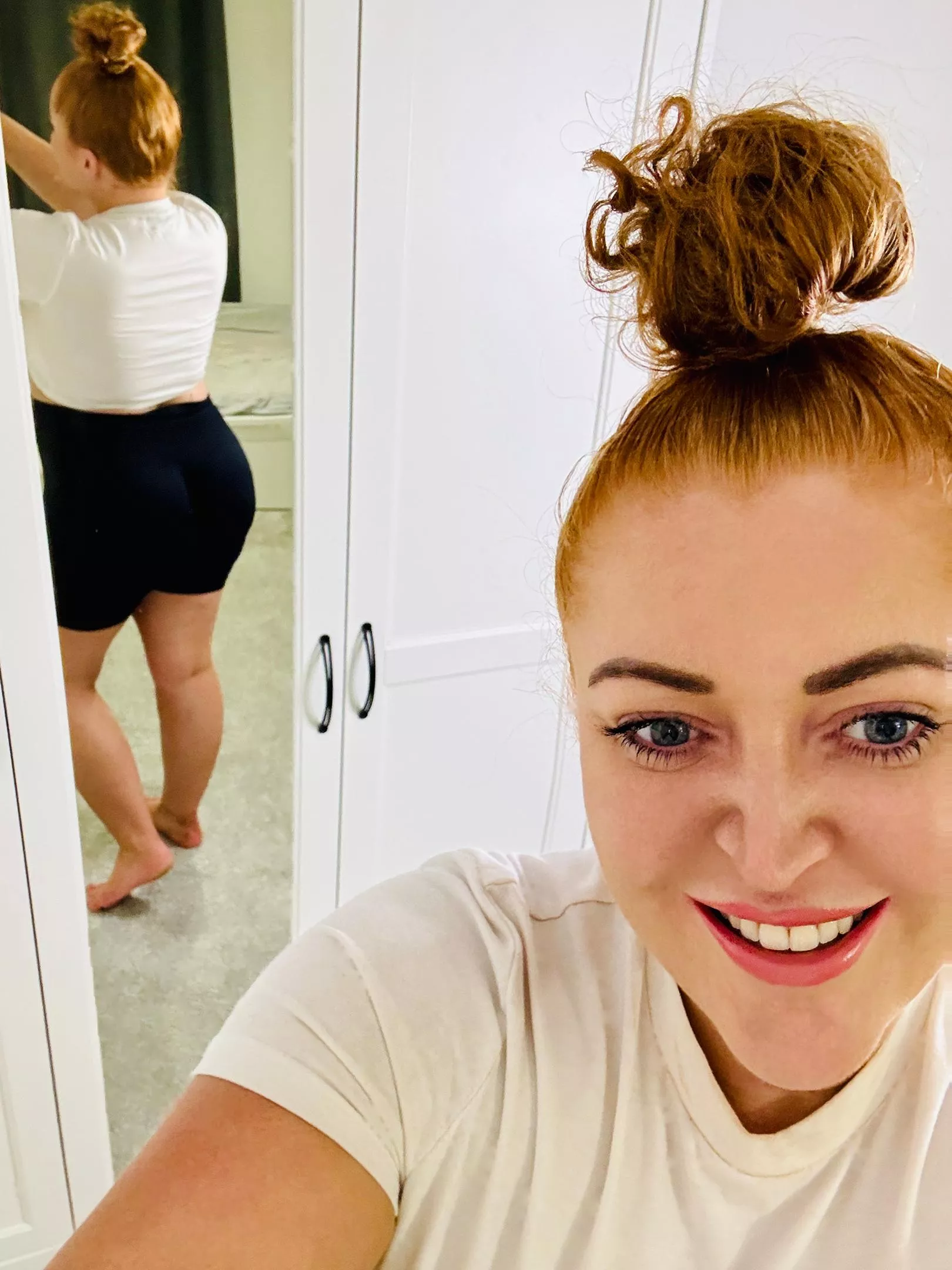 Would you eat my booty even though i'm redhead, Yes or No?