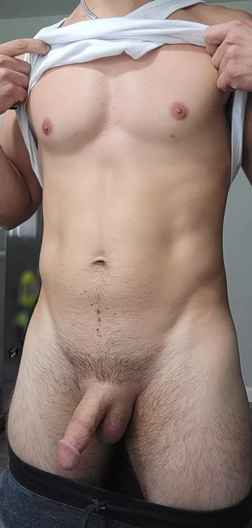 Would you like get naughty with a (37) married dad of 3?