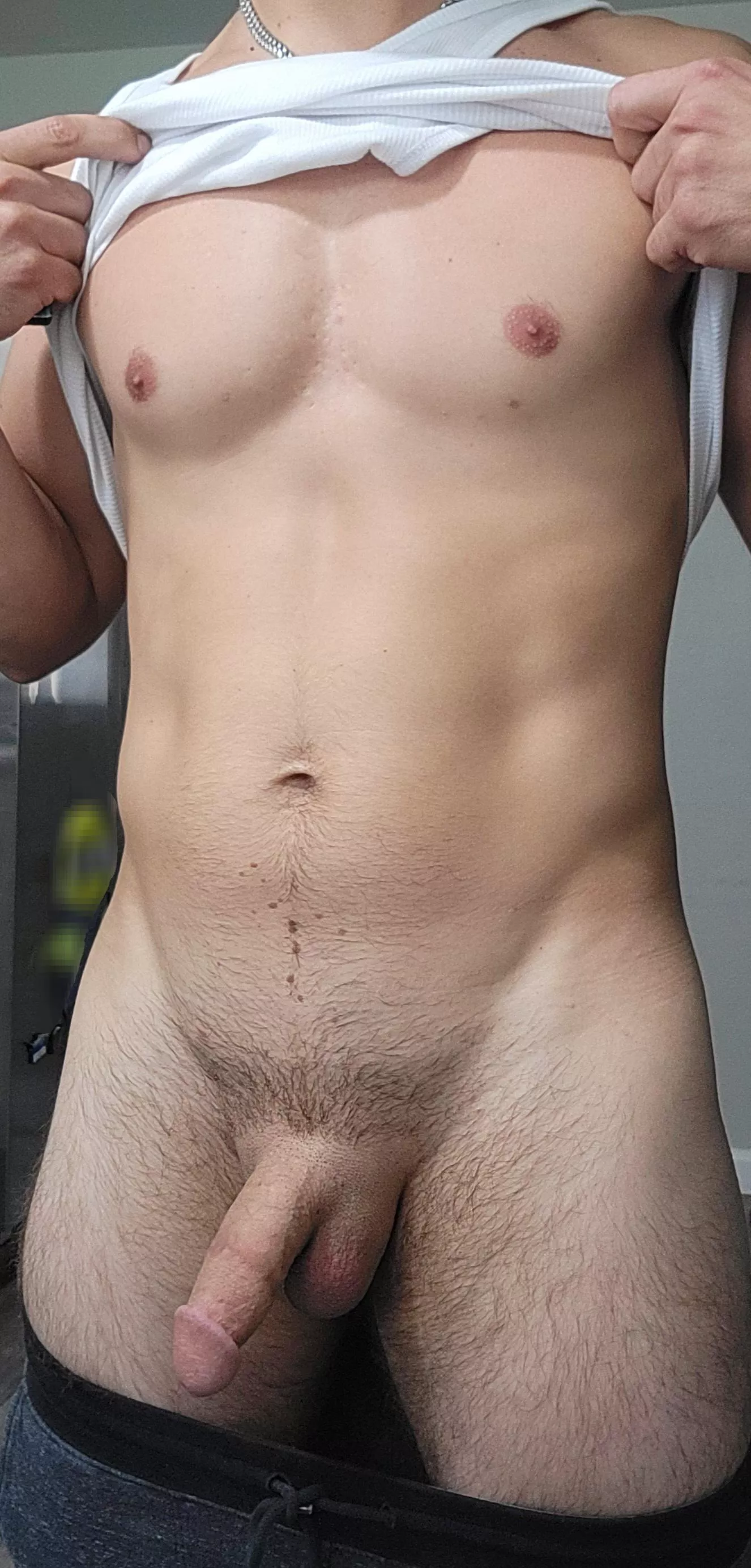 Would you like get naughty with a (37) married dad of 3?