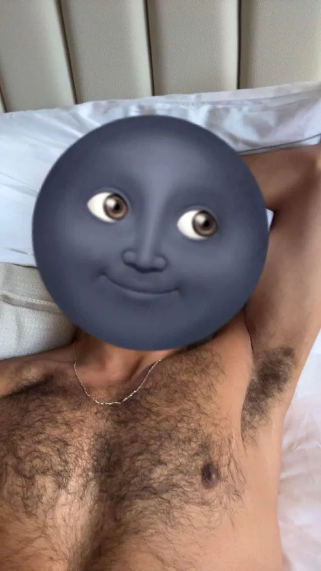 25. Wanna sniff lil bro? Hmu