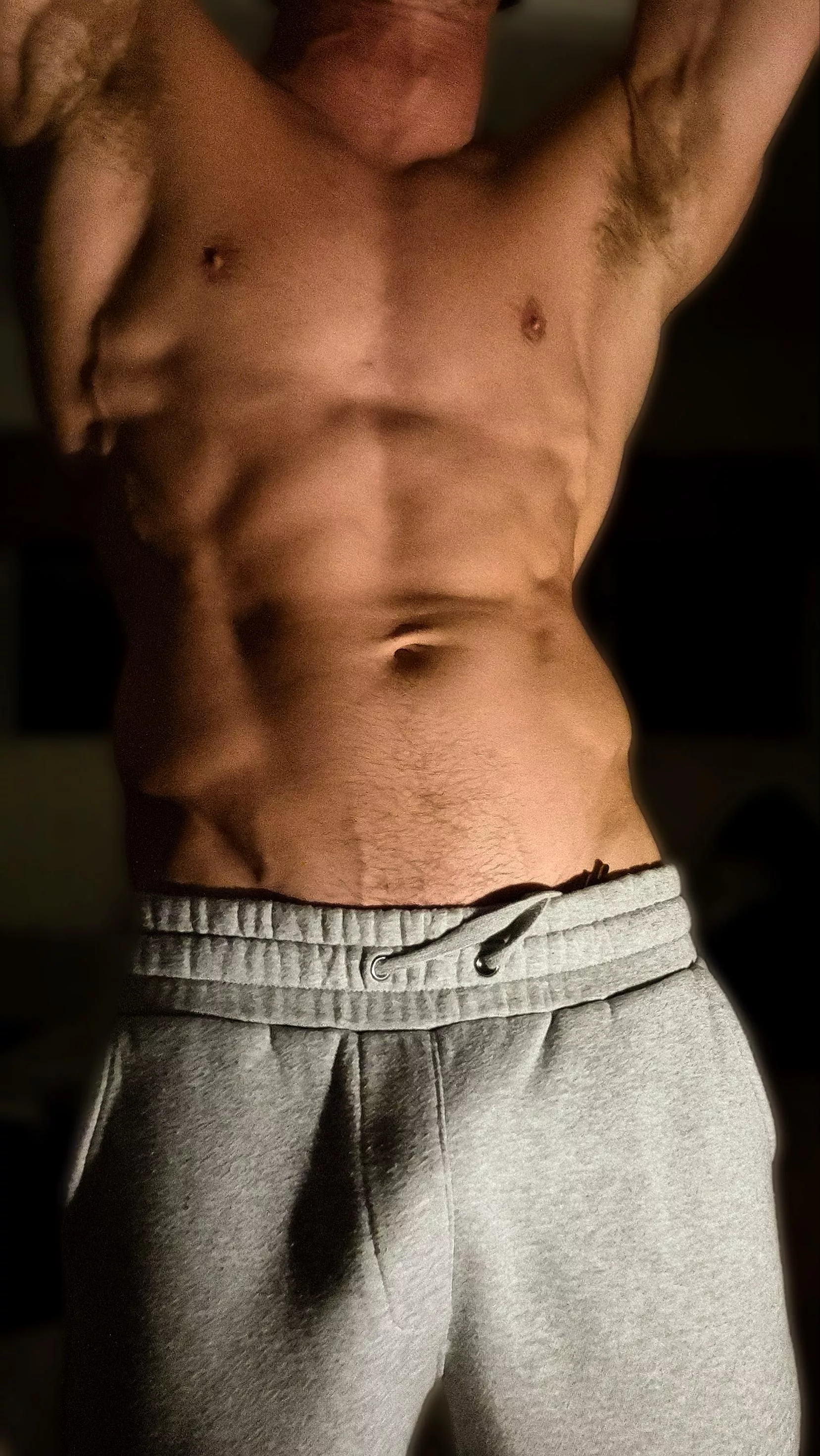 Are Grey Sweats Still A Thing?