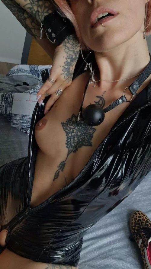 Goth, tattoo, and a wild side that's ready to party.