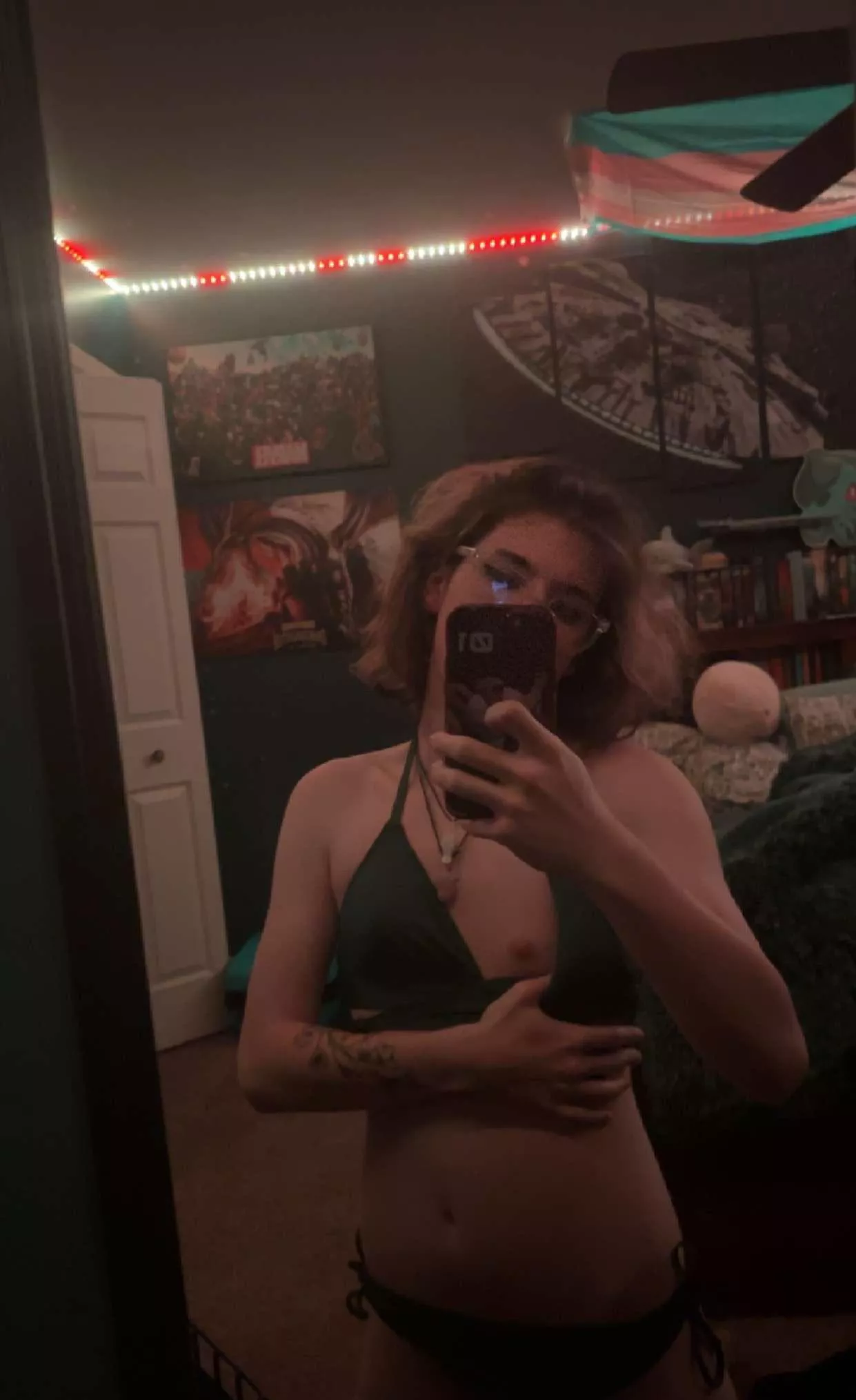 I’ll send nudes to whoever comments <3