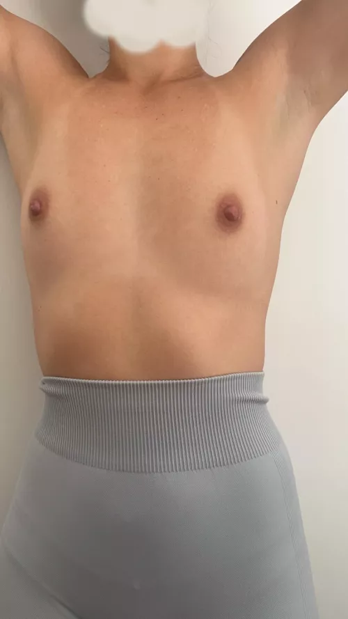 My first armpit pic ever after the gym for you