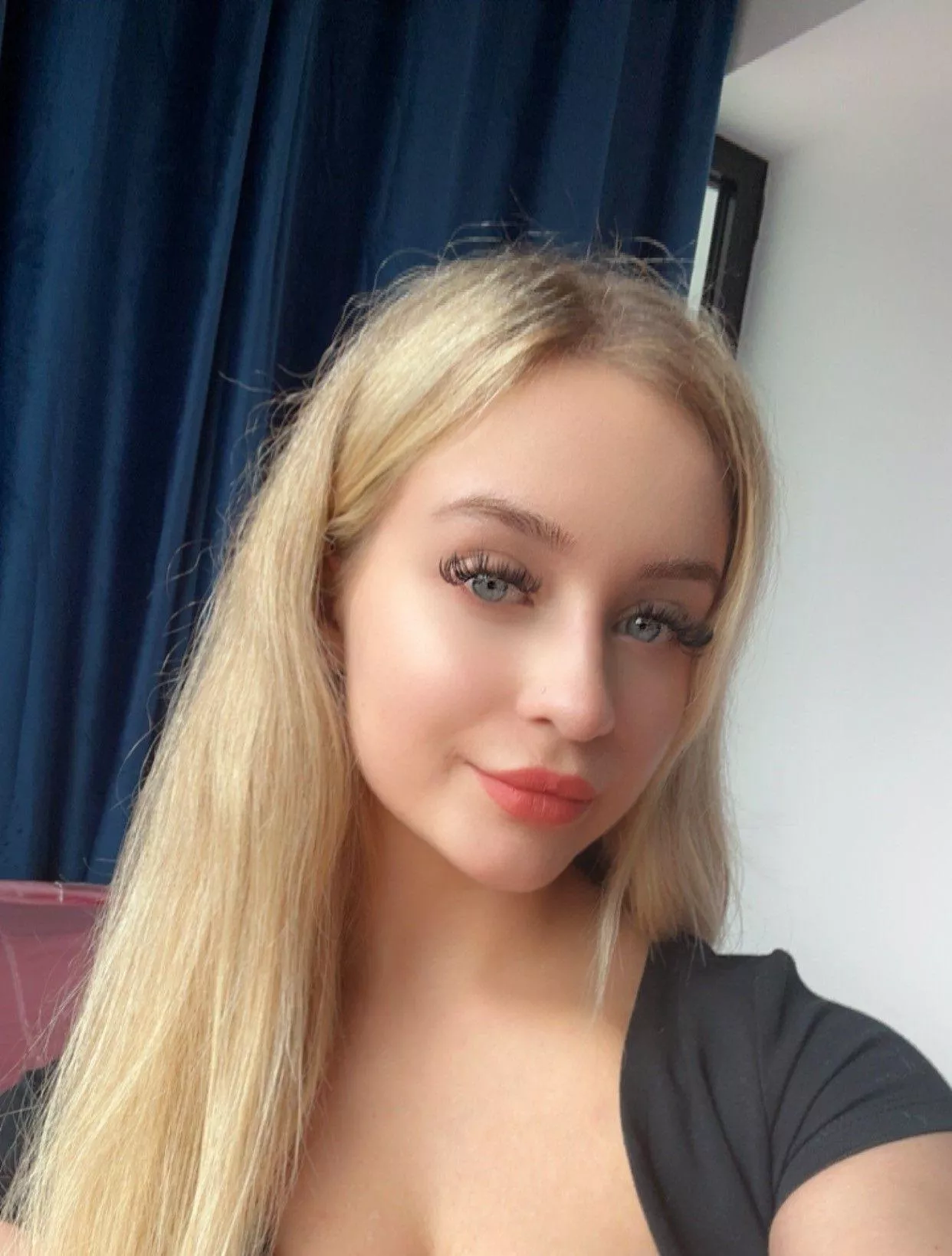 Thoughts on this selfie? 🧐