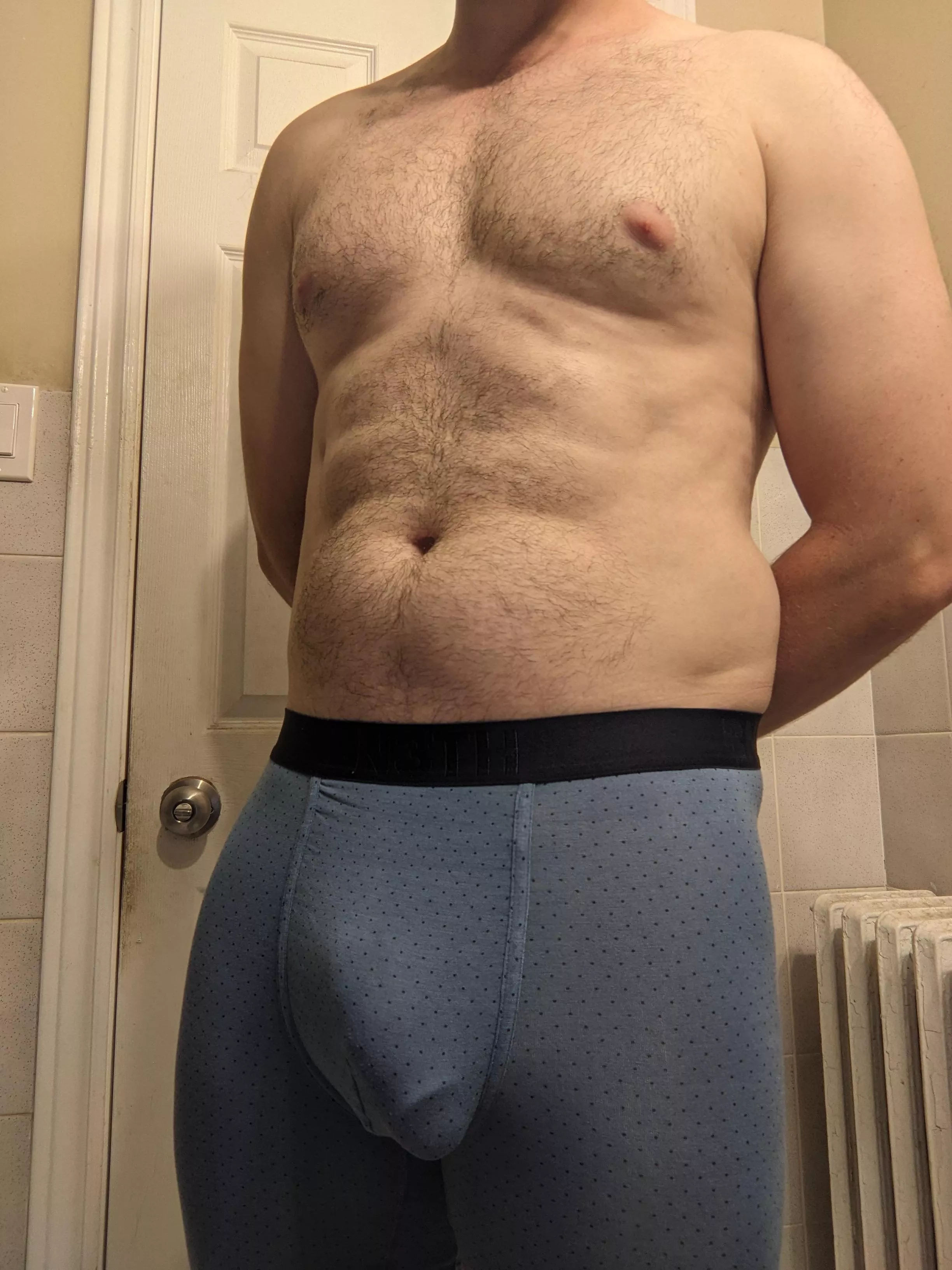 [31] hey bro, did you notice my bulge? I can see you looking down there. Go ahead. You like that?